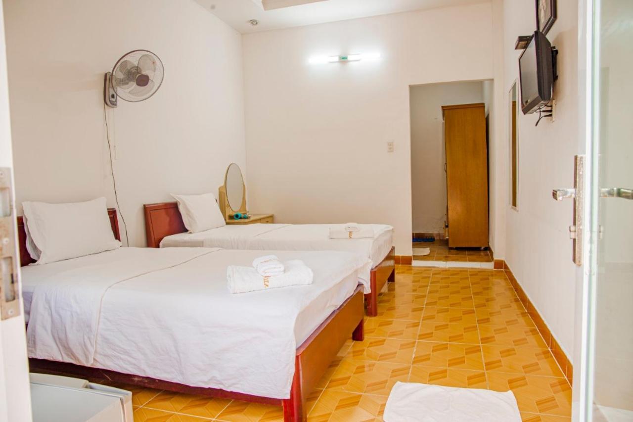 Thien Tan Hotel Chi Khu Co Ong Esterno foto